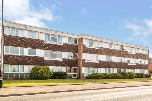 3 bedroom flat for sale