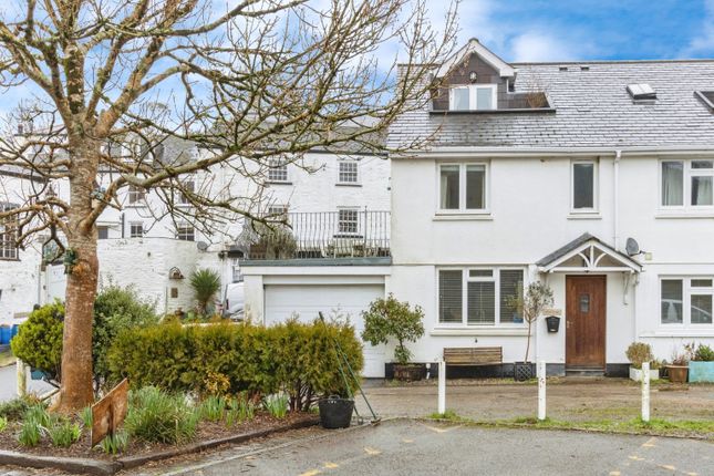 3 bed semi-detached house