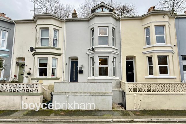 4 bedroom terraced house for sale