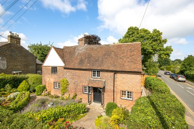 Sole Street, Cobham, Kent, DA12 4 bed detached house for sale