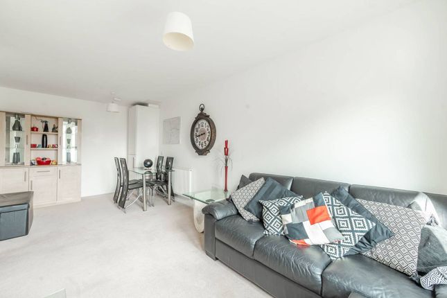 Headstone Drive, Harrow, HA1 2 bed flat for sale