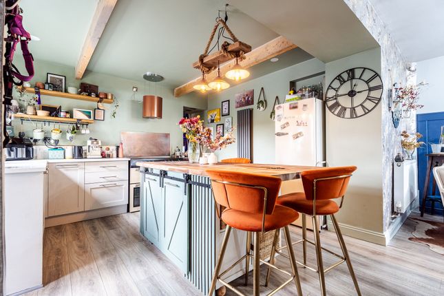 3 bedroom cottage for sale
