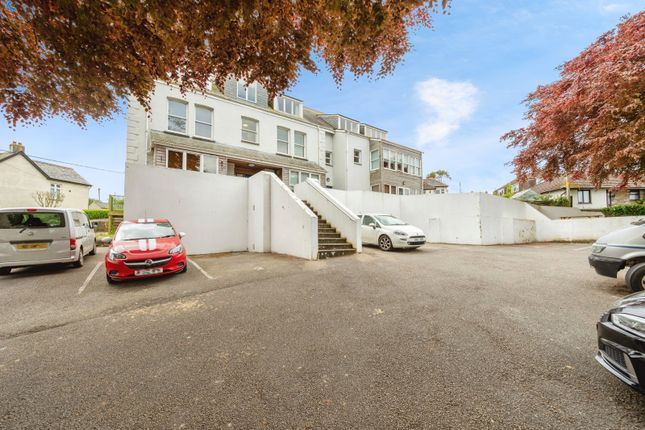 2 bed flat