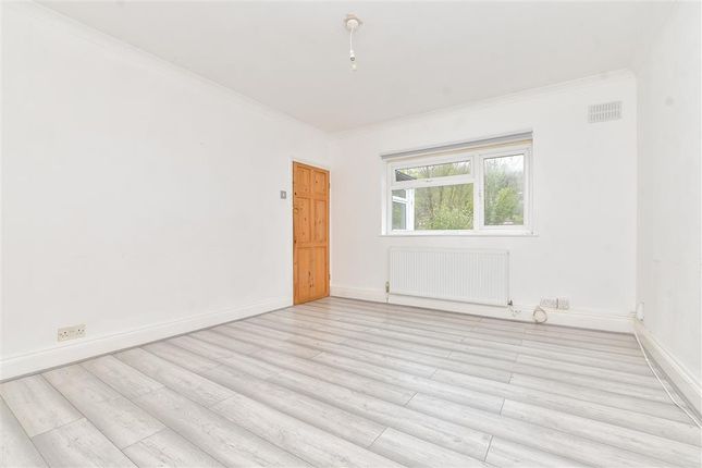 1 bed maisonette