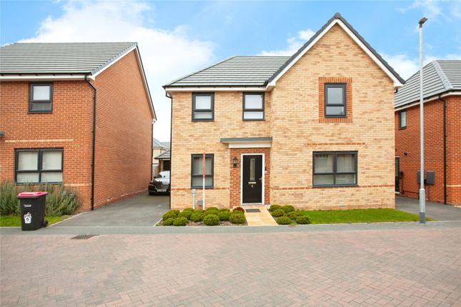 5 bed detached house