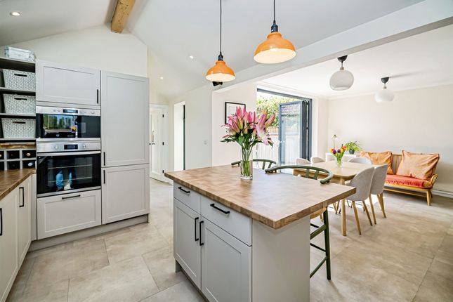 3 bedroom semi-detached bungalow for sale
