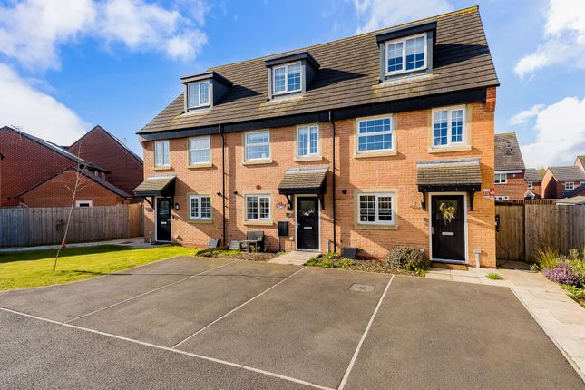 3 bedroom terraced house for sale