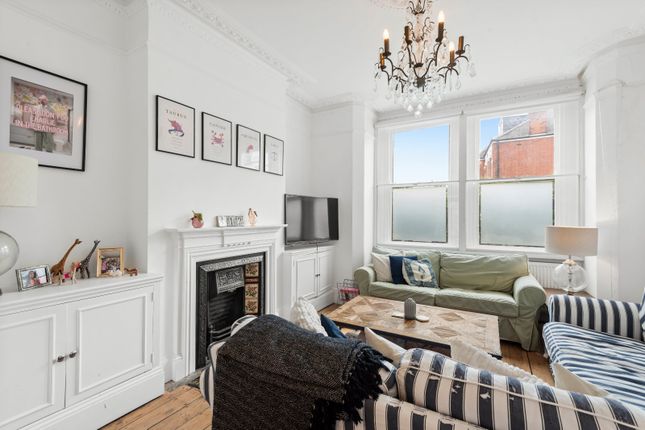 4 bed terraced house