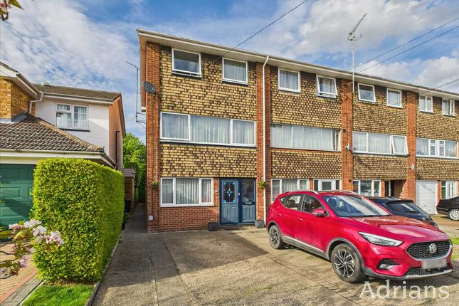 4 bed property