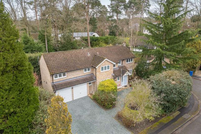 Oaklands Close, Ascot 5 bed detached house for sale