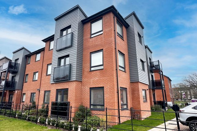 Lighthall Lane, Shirley, B90 4FS 2 bed flat for sale