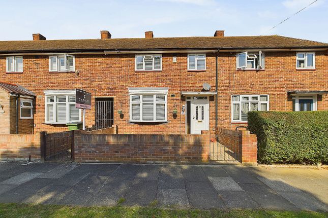 Rainham Close, London SE9 3 bed terraced house for sale