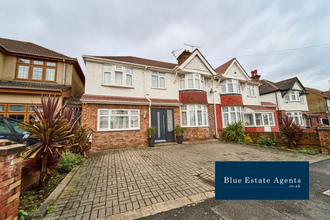 5 bedroom semi-detached house for sale