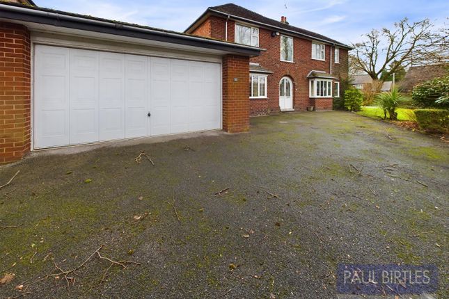 4 bed detached house
