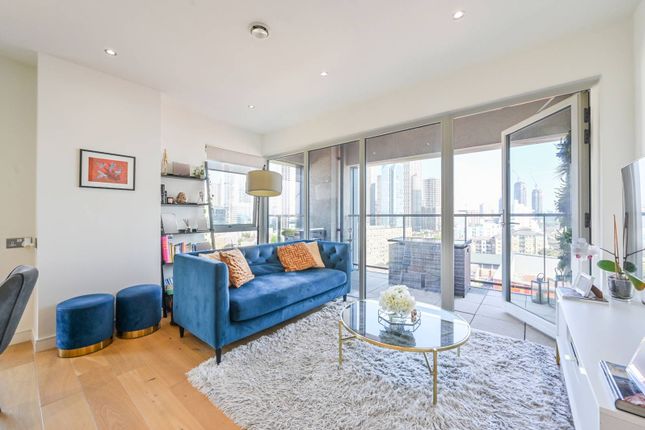 Lotus House, Canary Wharf, London, E14 2 bed flat for sale
