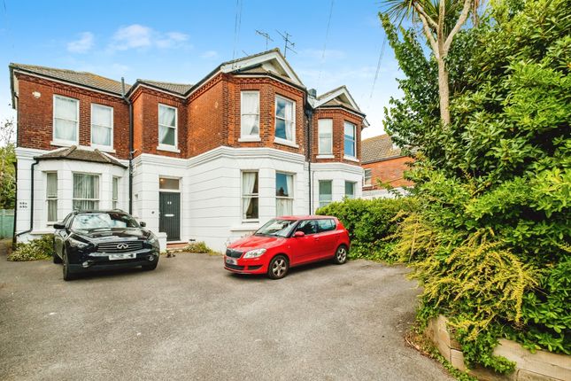 3 bedroom ground floor flat for sale