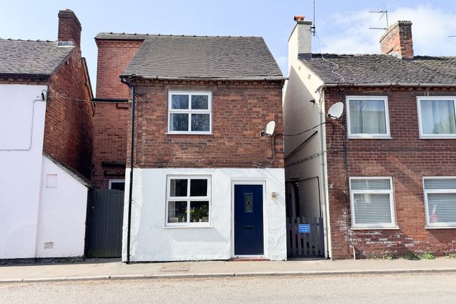 2 bedroom detached house for sale