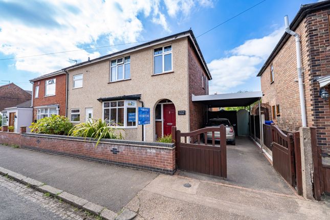 George Avenue, Long Eaton, NG10 4 bed detached house for sale