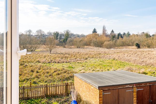 Molewood Road, Hertford SG14 2 bed flat for sale