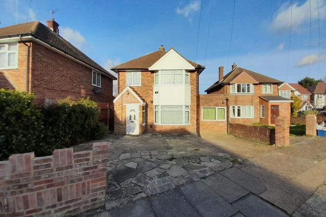 4 bed detached house