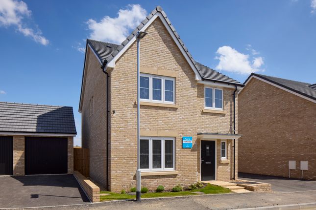 4 bed detached house