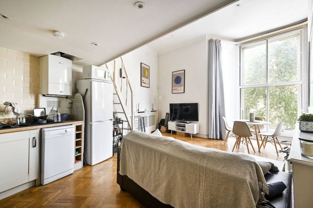 Longridge Road, Earls Court, London, SW5 1 bed flat for sale