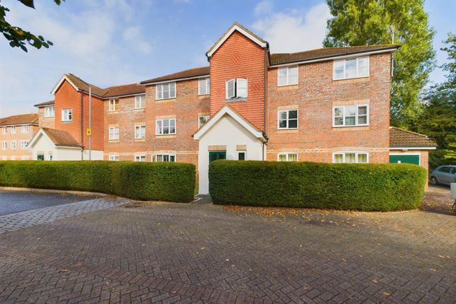 Whitehead Way, Aylesbury HP21 1 bed flat for sale