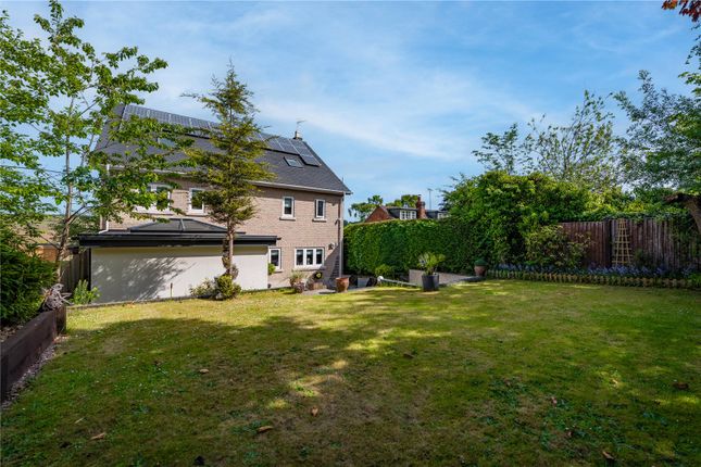 Main Road, Ravenshead, Nottingham, NG15 5 bed detached house for sale