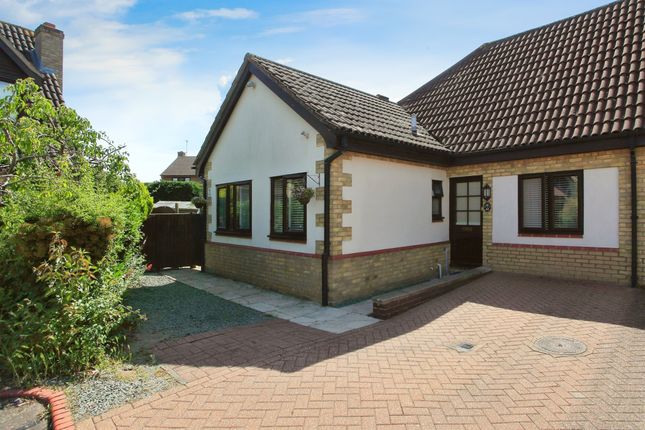 4 bed semi-detached bungalow
