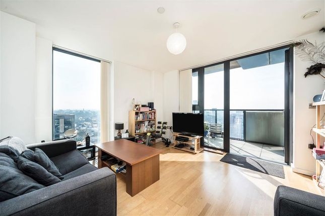 Parkside Avenue, London SE10 1 bed flat for sale