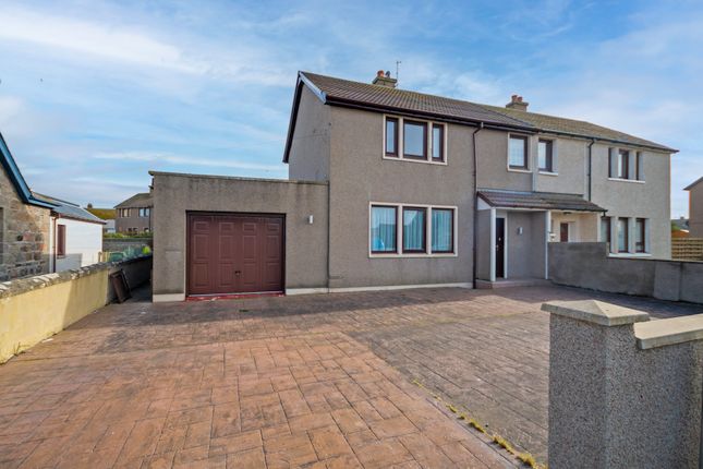 4 bed semi-detached house