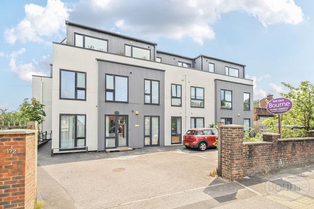 Worplesdon Road, Guildford, Surrey, GU2 2 bed apartment for sale