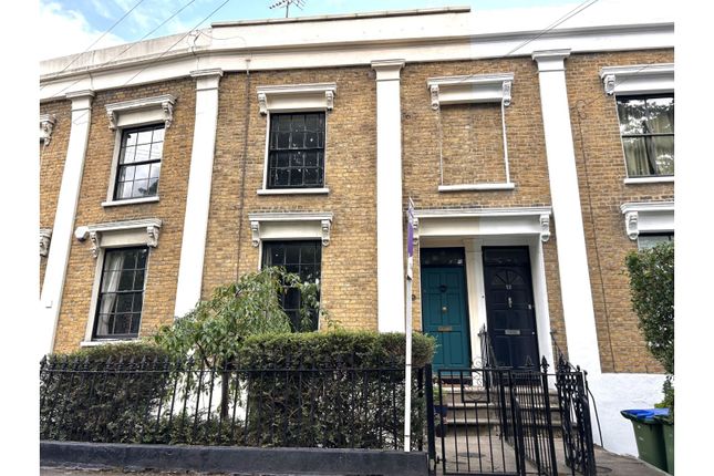 4 bedroom terraced house for sale