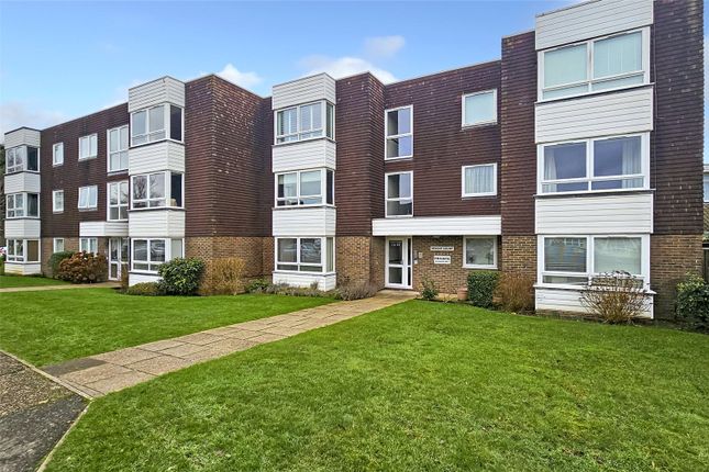 Woodlands Avenue, Rustington... 2 bed apartment for sale