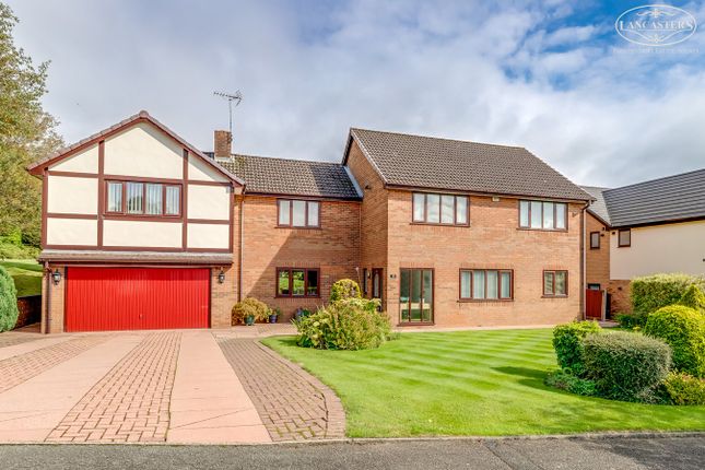 6 bedroom detached house for sale