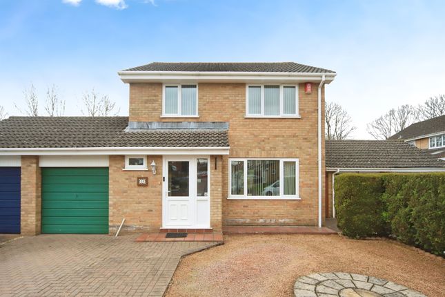 3 bed detached house