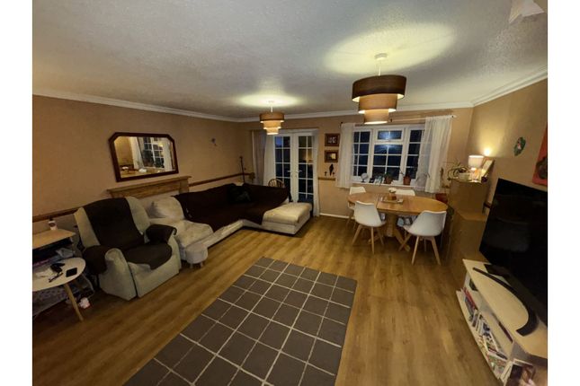 3 bed terraced house