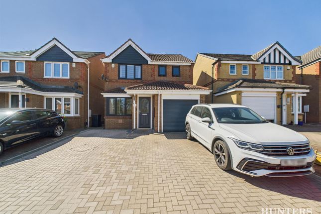 Balmoral Grove, Consett 3 bed detached house for sale