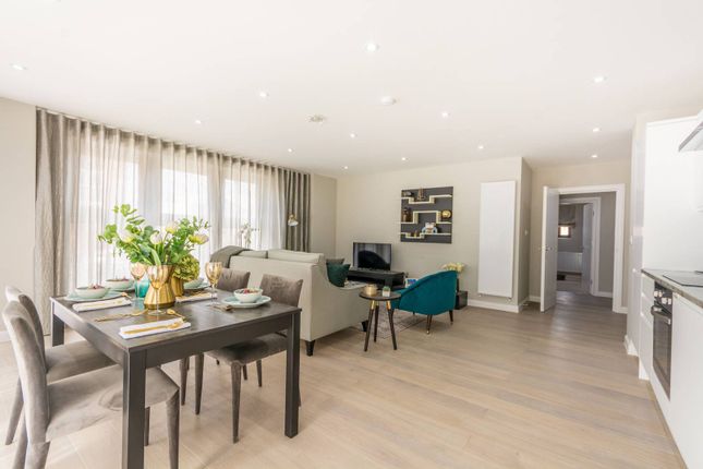 Atar House, South Bermondsey, London... 3 bed flat for sale
