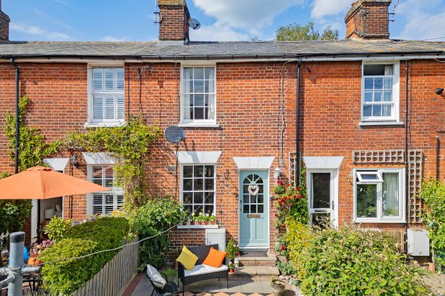 Dentons Terrace, Wivenhoe... 2 bed cottage for sale