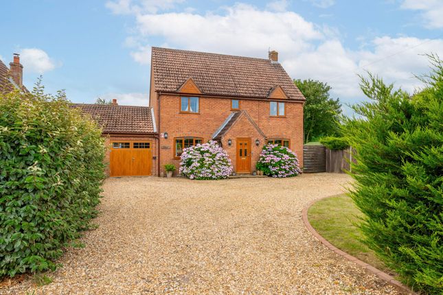 3 bed detached house