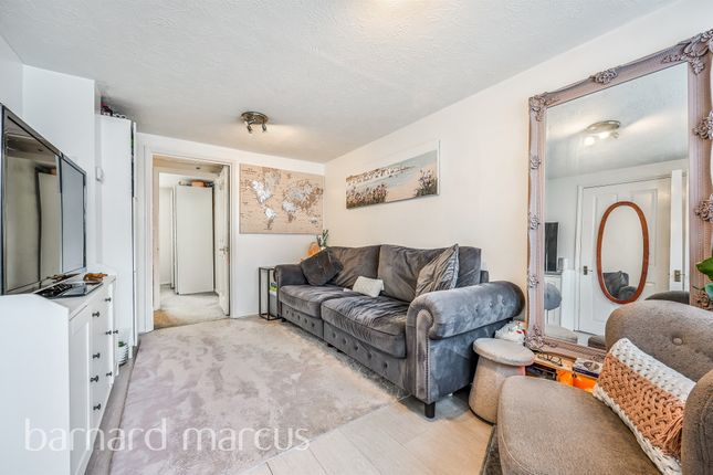 1 bed maisonette