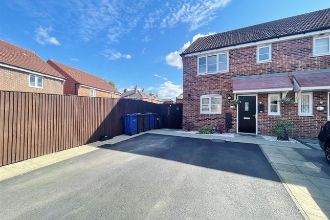 3 bed end terrace house
