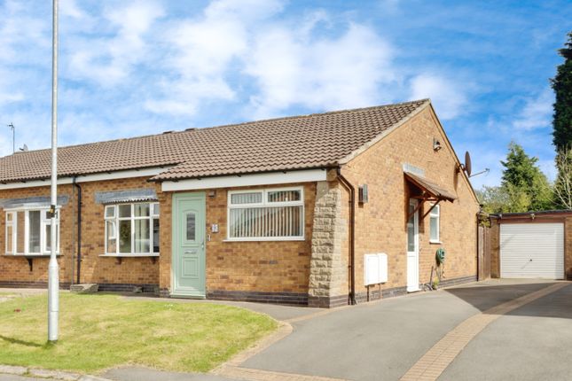 3 bed semi-detached bungalow