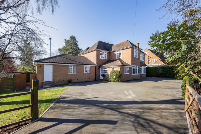 Hereford HR1 5 bed detached house for sale