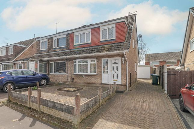 Hartford Avenue, Heywood OL10 3 bed semi