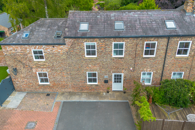 Gate Helmsley, York YO41 4 bed semi