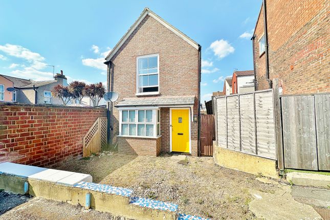 1 bedroom detached house for sale
