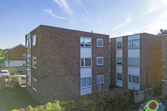 2 bed flat