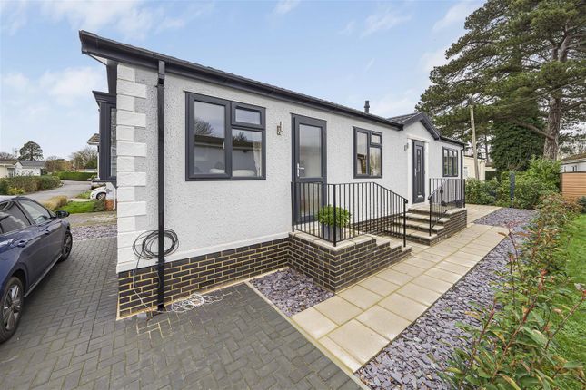 2 bedroom park home for sale